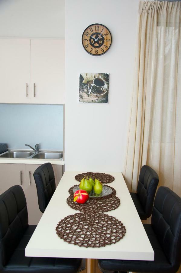 Stylish And Elegant Apts Apartment Athens Exterior photo